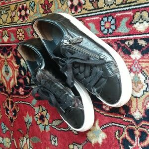 PAUL GREEN Patent Sneakers Side Zip Black 8
